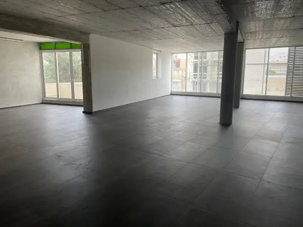 345sqm commercial premises for rent in St Venera