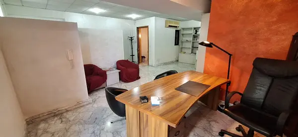60sqm ground floor office for rent in Bugibba