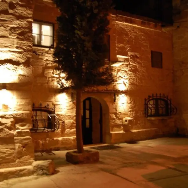 Wine Bar in Naxxar