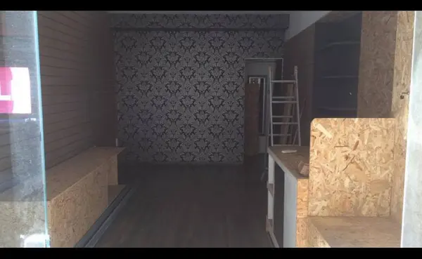 Shops to let Malta: Sliema 17sqm property for rent