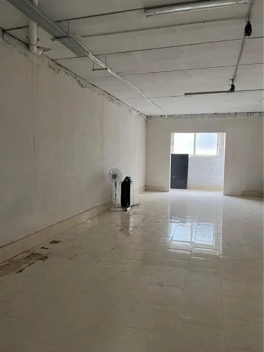 Office to let Malta: Birkirkara 180sqm commercial premises for rent