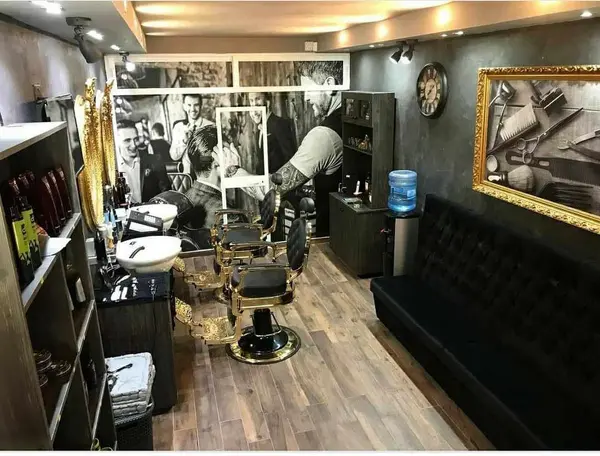 Ready-to-Operate Barbershop in Msida's Prime Location