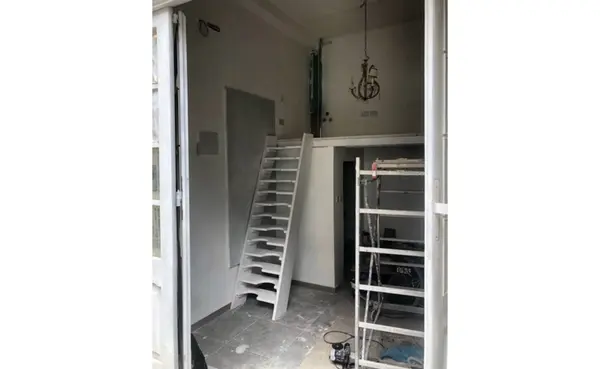 Shops for rent Malta: Office / shop to let in Sliema with class 4B permits