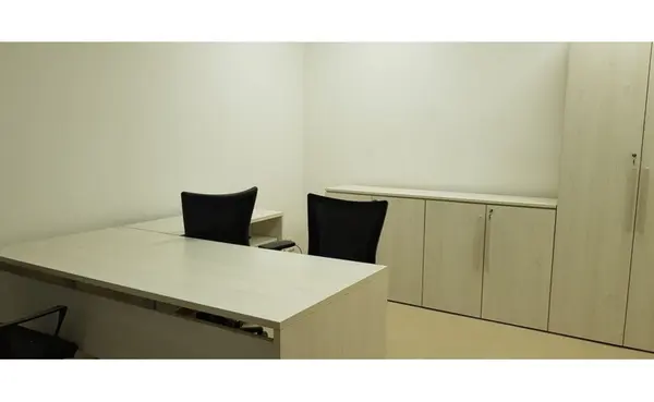 Offices for rent Malta: Msida 30sqm office forming part of an office block