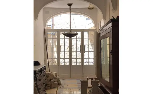 Office to let Malta: Large Unfurnished Apartment / Office For Rent in Valletta