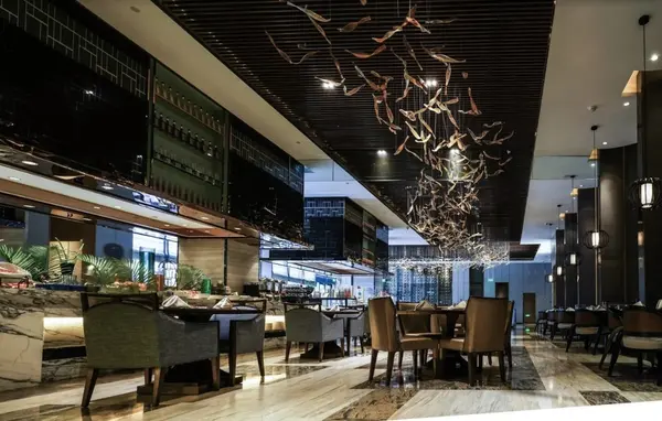 Shops for rent in Malta: Cafeteria to let with class 4B permits