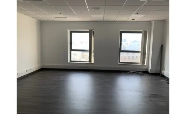Offices for rent in Malta: 47sqm premises for rent in Portomaso Tower