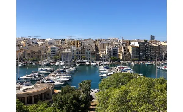 Offices for rent Malta: Pieta office with seaviews and fully furnished , optional parking available