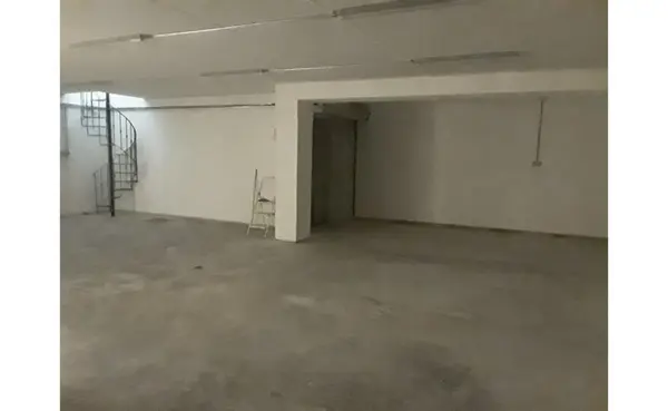 Estate agents Malta: Zebbug 265 sqm commercial premises for rent