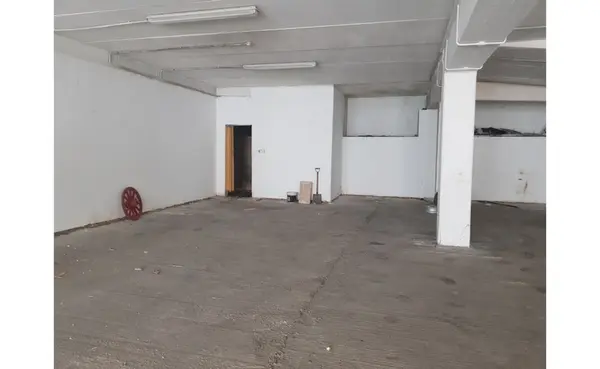 Showroom for rent in Hamrun with an area of 300sqm