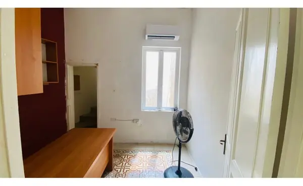 Shops for rent in Malta: Birkirkara commercial premises to let with class 4B permits