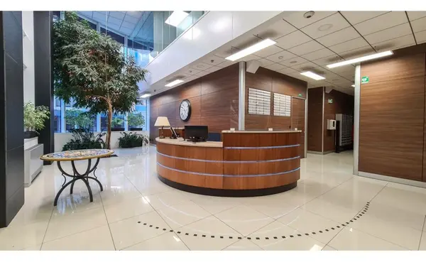 Modern office for rent in a commercial Business Tower