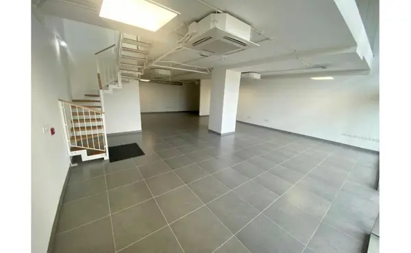 Office to let Malta: Sliema 135sqm Office /Shop for rent on the Strand Seafront