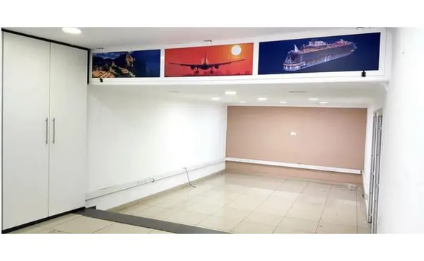 Shops for rent in Malta: 64sqm premises for rent in Sliema