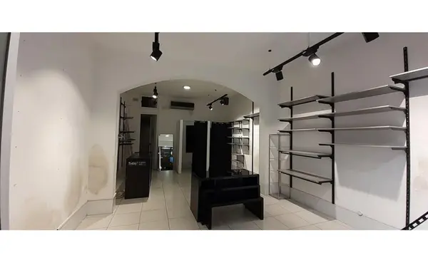 Shops to let in Malta: San Gwann 35sqm shop for rent