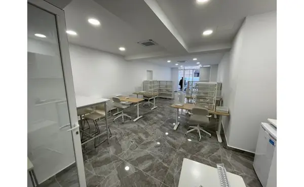 Office to let in Malta: 100sqm commercial premises for rent in Gzira