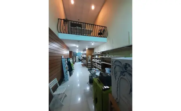 Shops to let Malta: Paola commercial premises for rent with an area of 90sqm