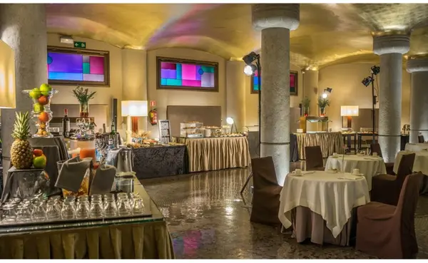 Estate agents Malta: Bugibba hotel for rent with 40 rooms