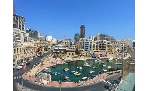 Penthouse Office with a terrace for rent in St Julians