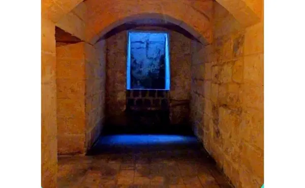 Shop to let in Malta: Bormla class 4B property for rent