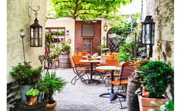 Cafe/bar for rent in the heart of Valletta