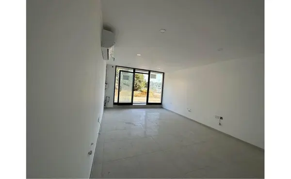 Shop to let in Malta: St Paul's Bay 30sqm premises for rent