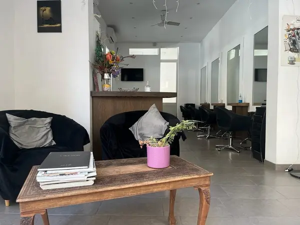 Prime Corner Shop Opportunity in Sliema: 98 sqm with 4B Permit