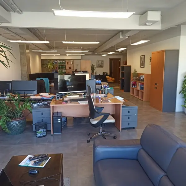 Office to let Malta: 135sqm commercial property to let in Lija