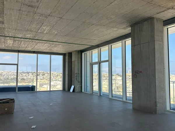 Office for rent in Ta xbiex that consists of 375sqm for rent