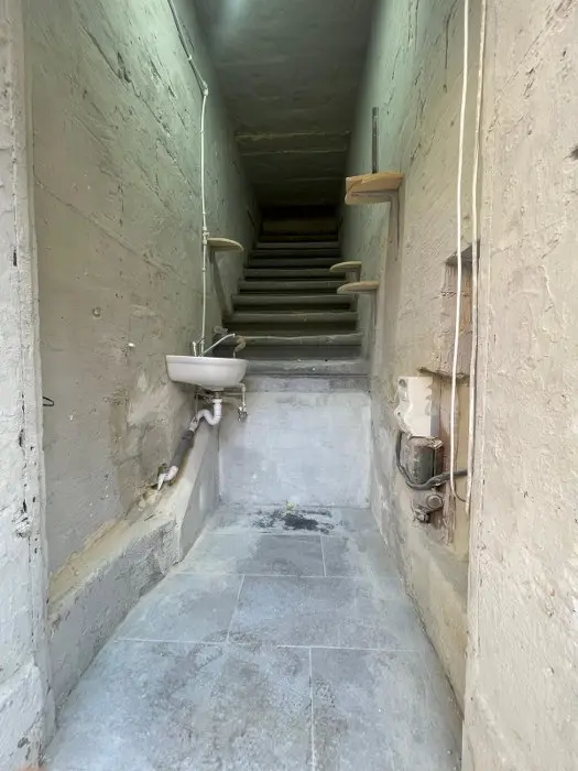 Retail Shop for Rent in Valletta – Prime Location with 4B Permits