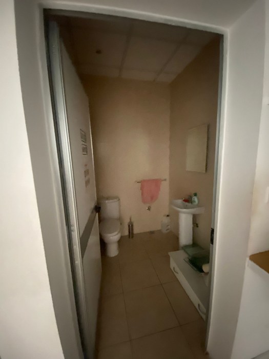 Lovely Ground Floor Office or Shop in Swieqi