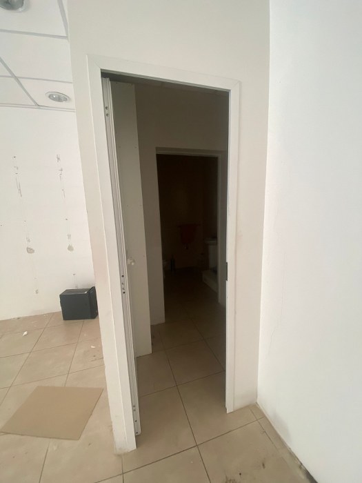 Lovely Ground Floor Office or Shop in Swieqi