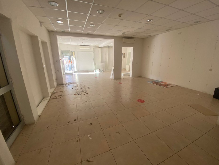 Lovely Ground Floor Office or Shop in Swieqi