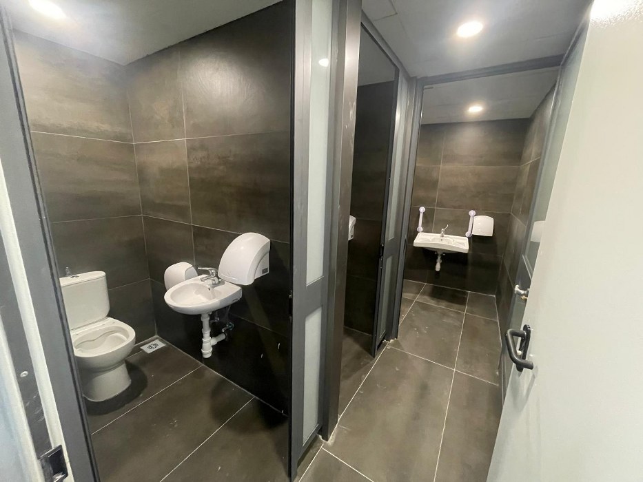 345sqm commercial premises for rent in St Venera