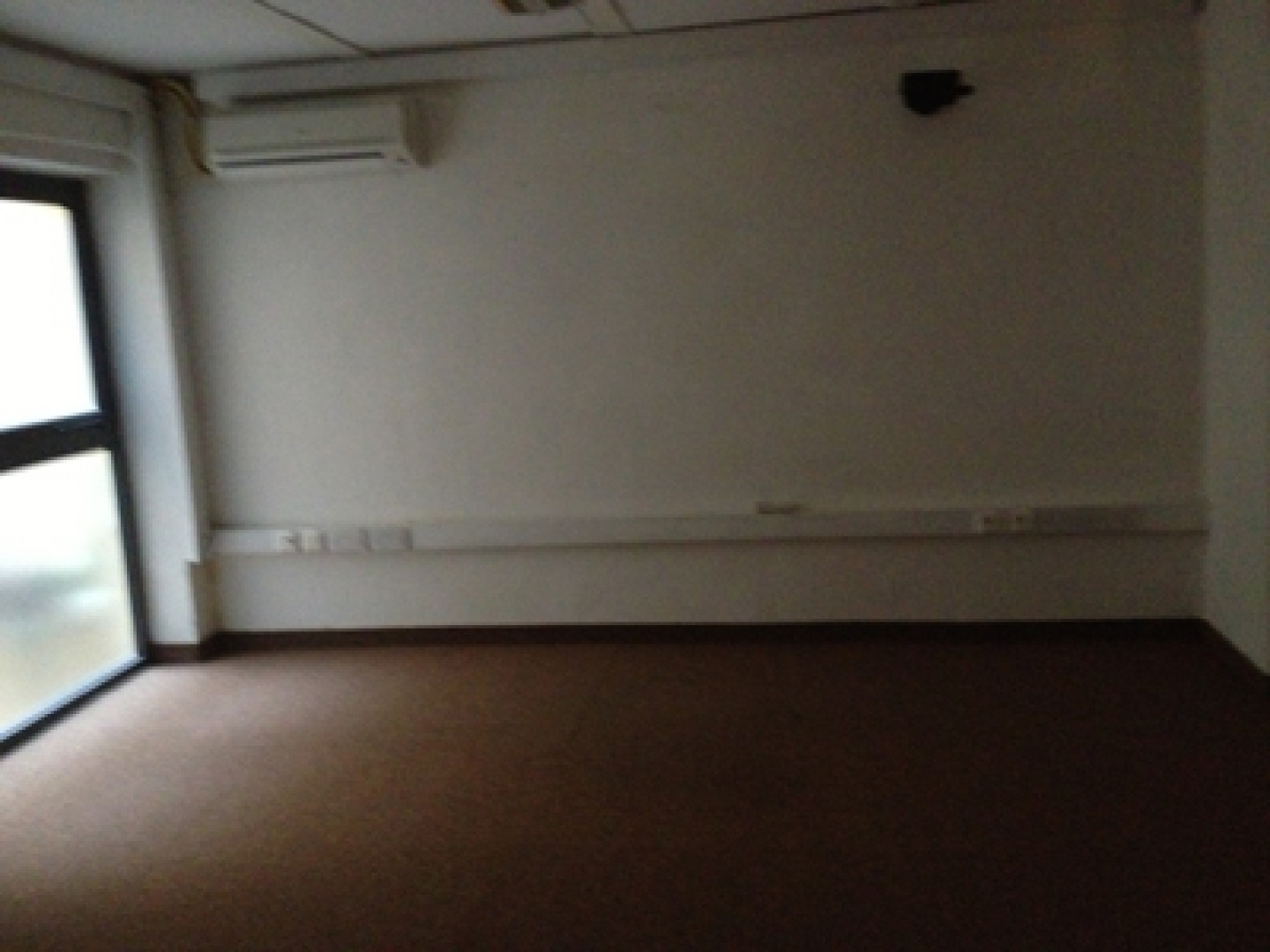 Large Office Consisting of 238sqm For Rent