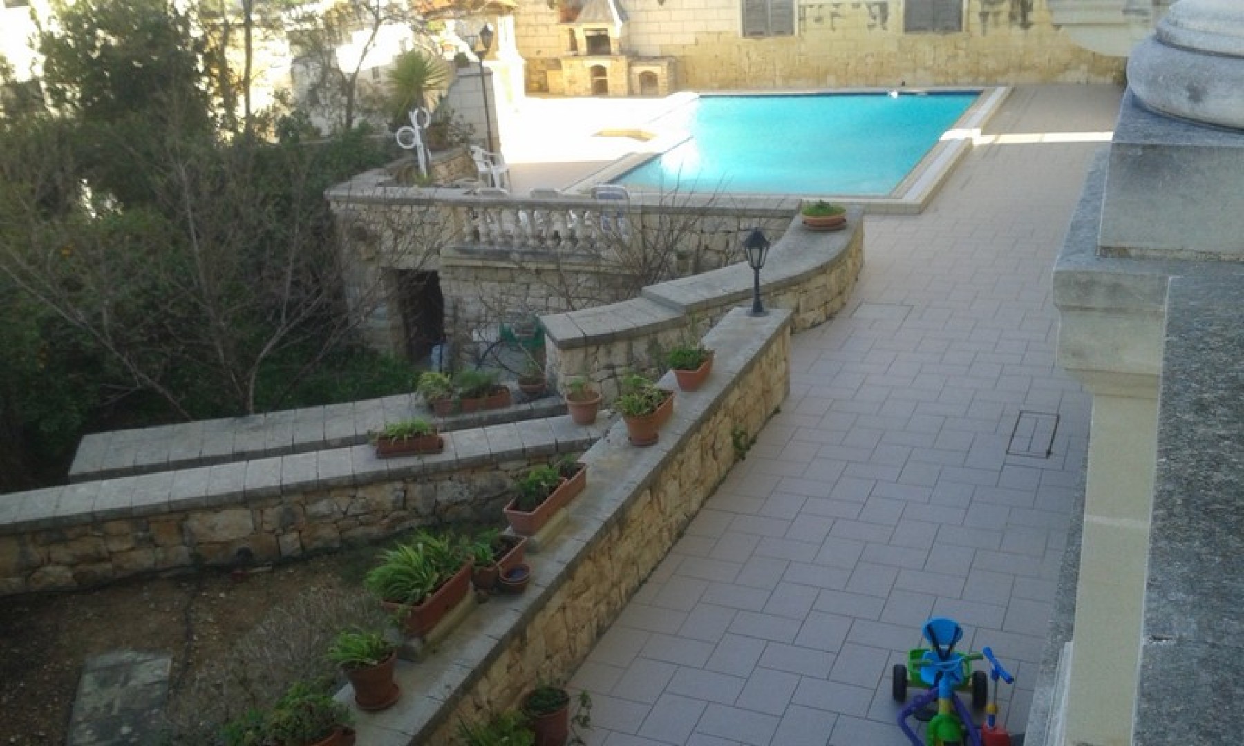 Guest House / Embessay with 10 bedrooms for rent in San gwann