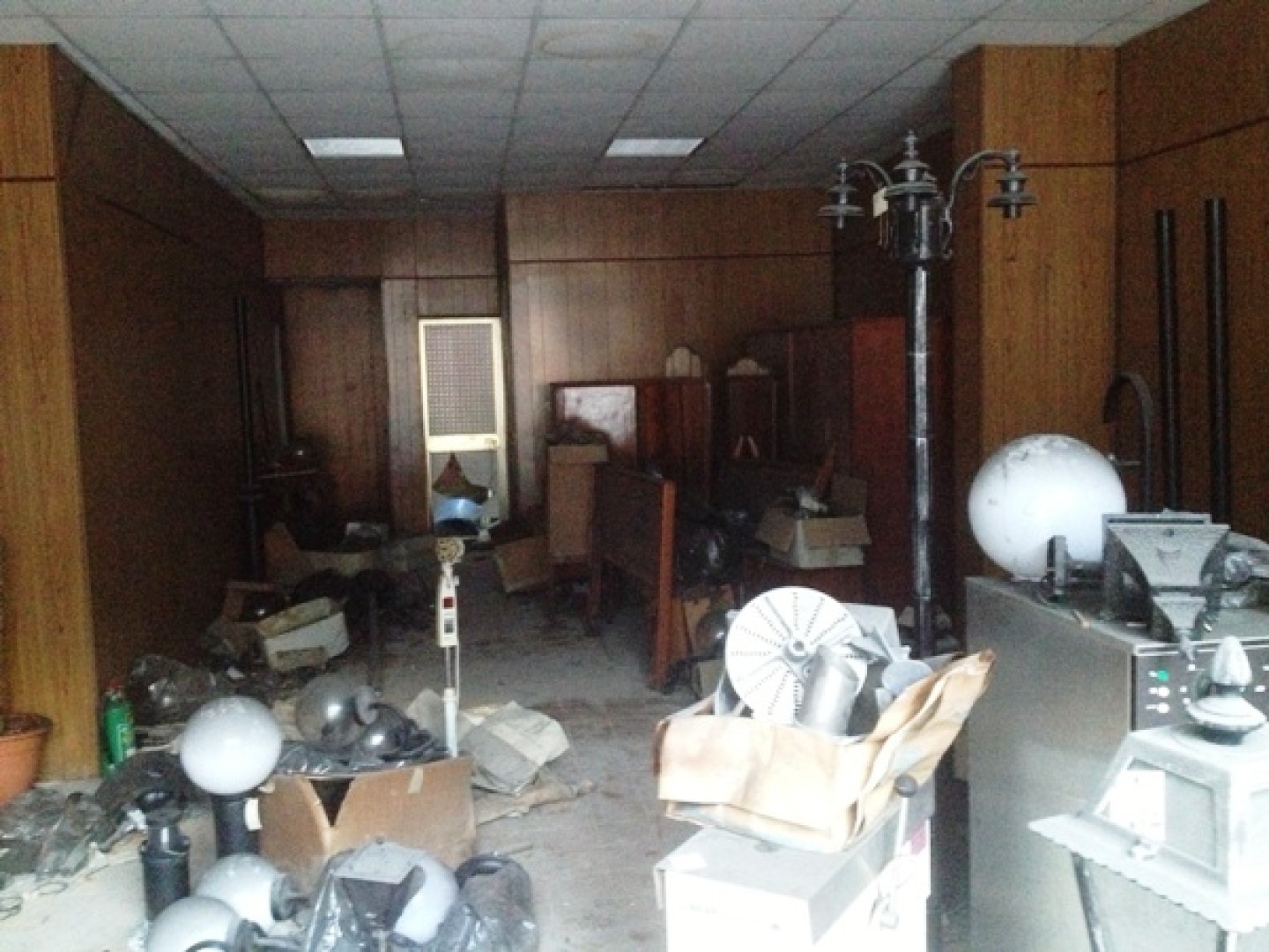 90 sqm Shop/Office in Pieta On main Road