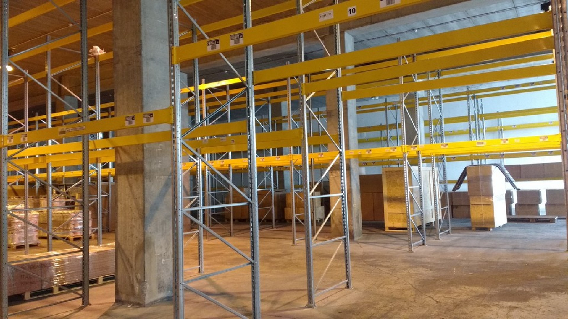 1500 sqm Warehouse To Let in Malta in Qormi
