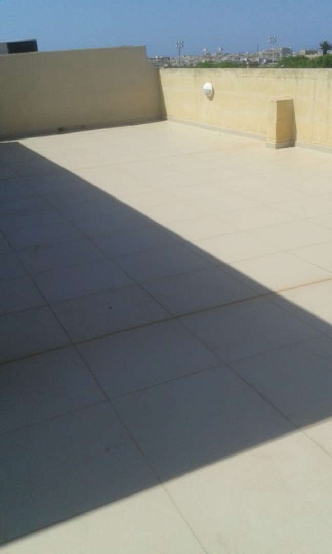 New Penthouse Office For rent in Floriana