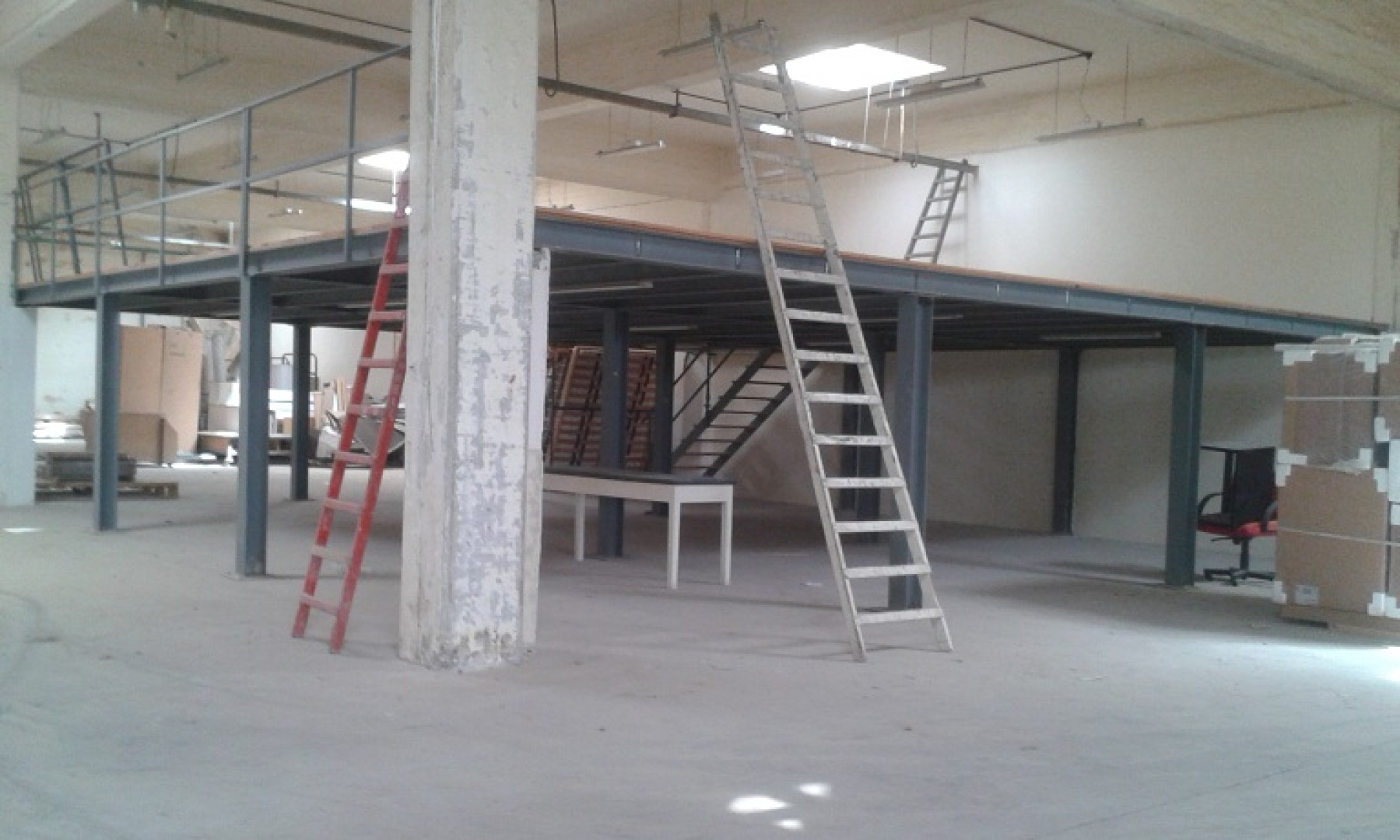 2000 square metre Warehouse in Mriehel for rent