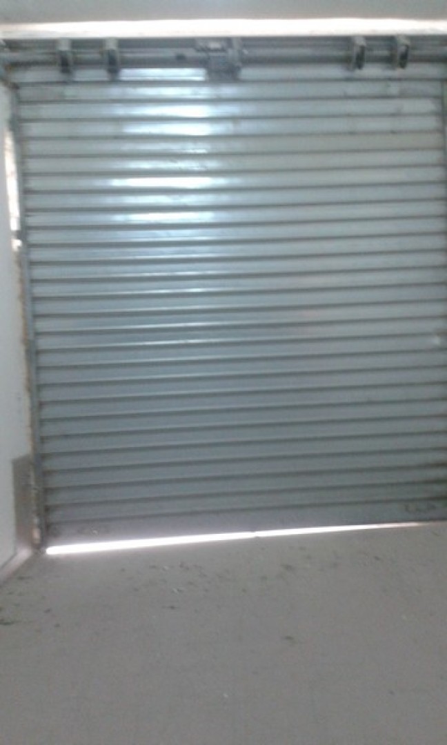 Showroom/offices to let in Sta Venera