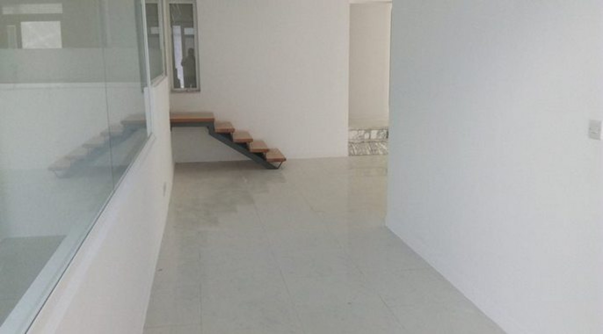 Corner Office for rent in Spinola Road St Julians