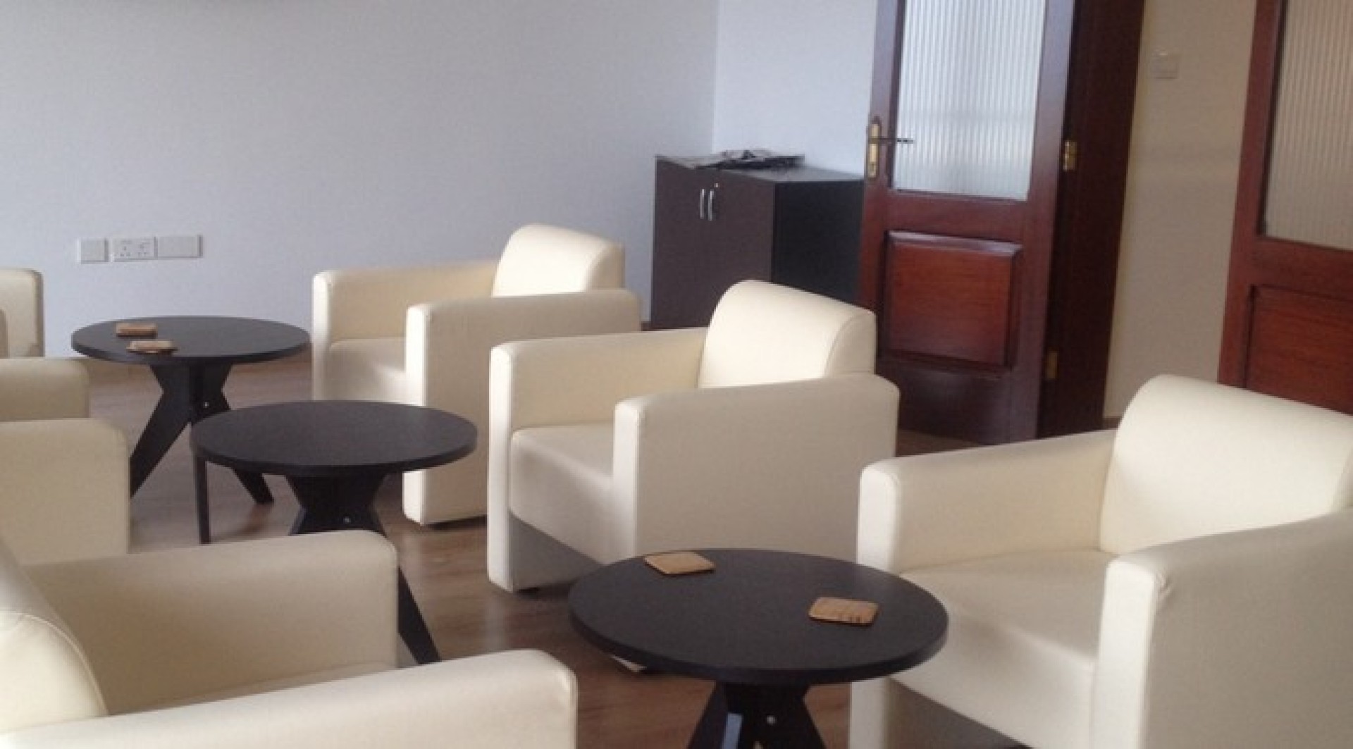 Modern Office with Seaviews to let