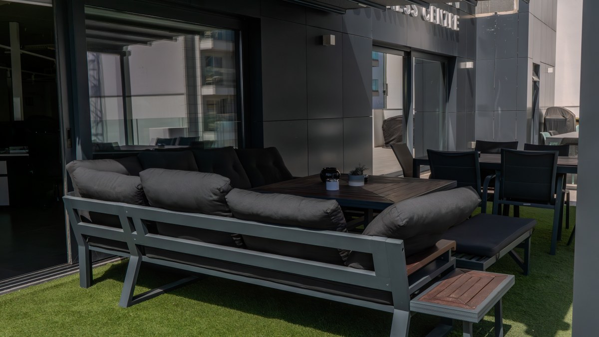 Penthouse Office that Consists of 400 sqm for rent in St Julians
