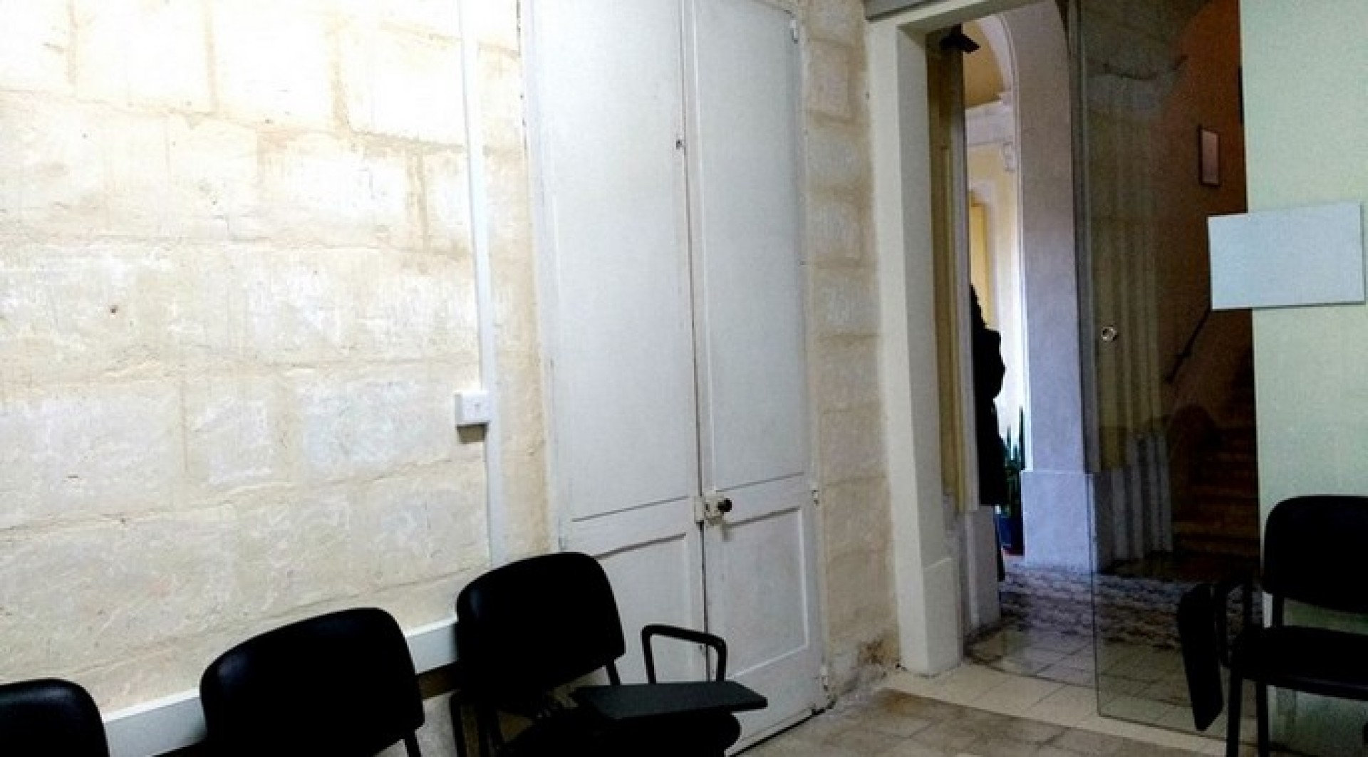 Malta Real Esate: 55 sqm Office in Floriana