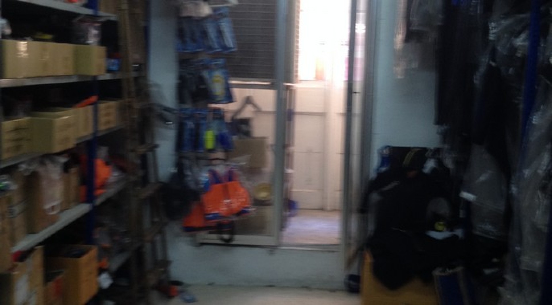 Ground floor Shop / Office for Rent In St Johns Street