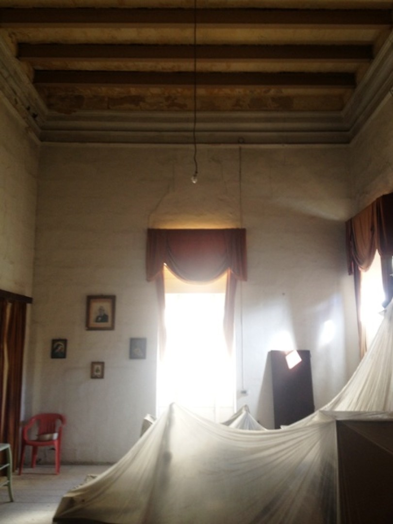 Beautiful Palazzo For Rent on Merchants Street, Could be used for Various Options !!