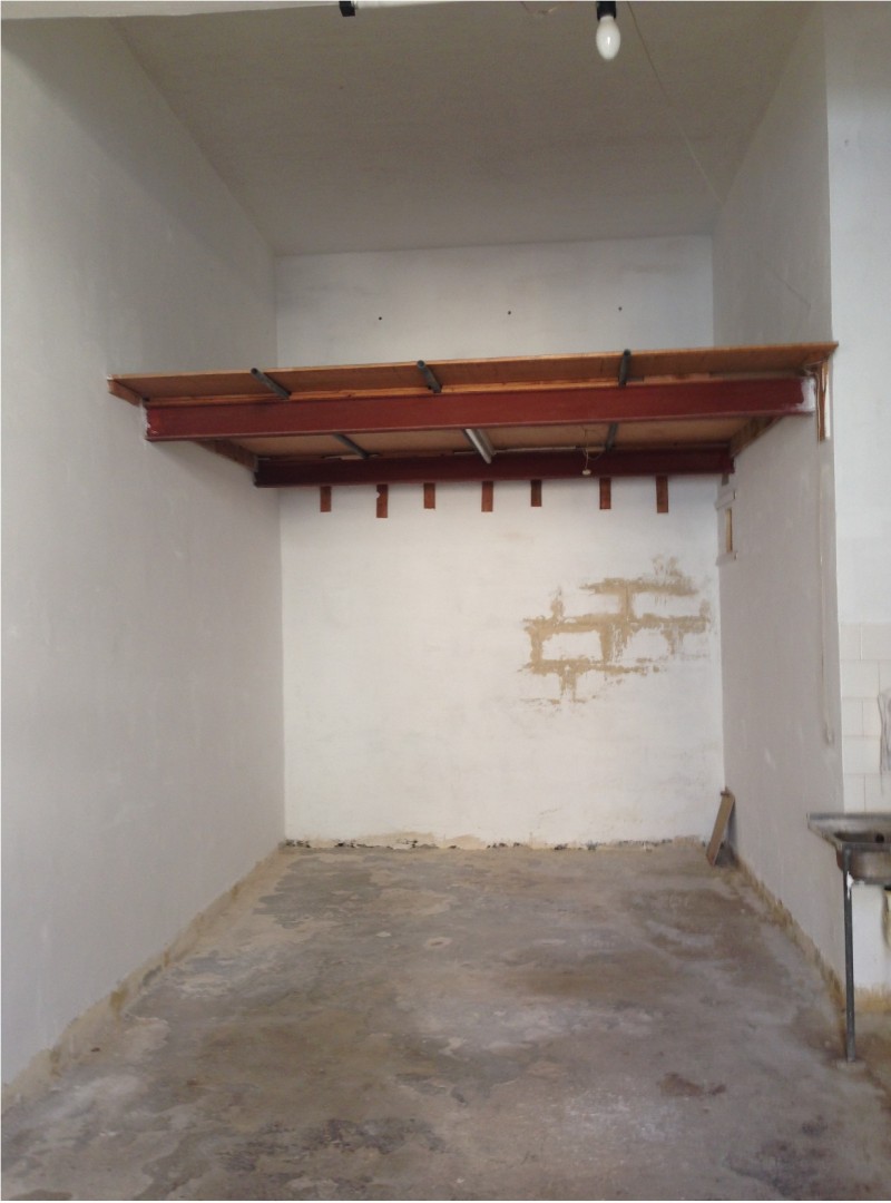 A well located store in the centre of Mosta