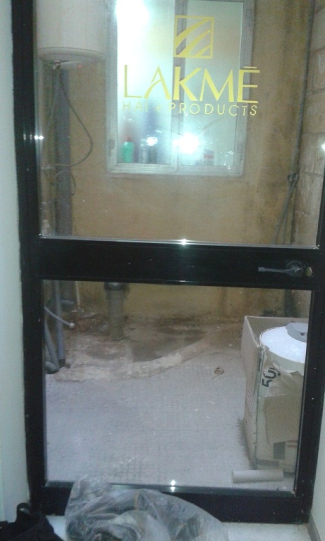 Very well priced well located 90sqm office or shop in Gzira just off seafront