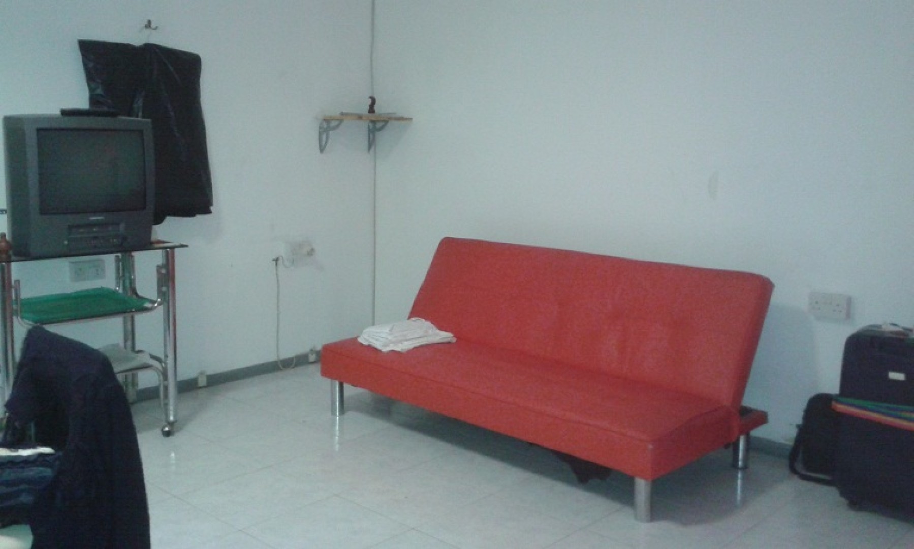 Very well priced well located 90sqm office or shop in Gzira just off seafront